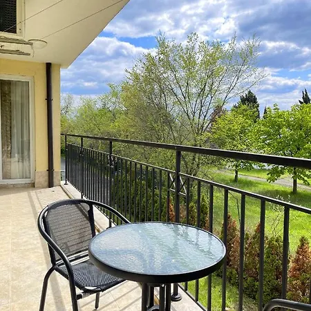 Family Resort. Park&sea Apartmanhotel Ravda